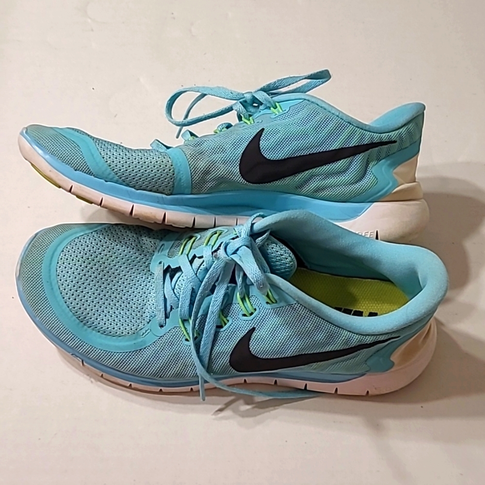 Nike Sneakers